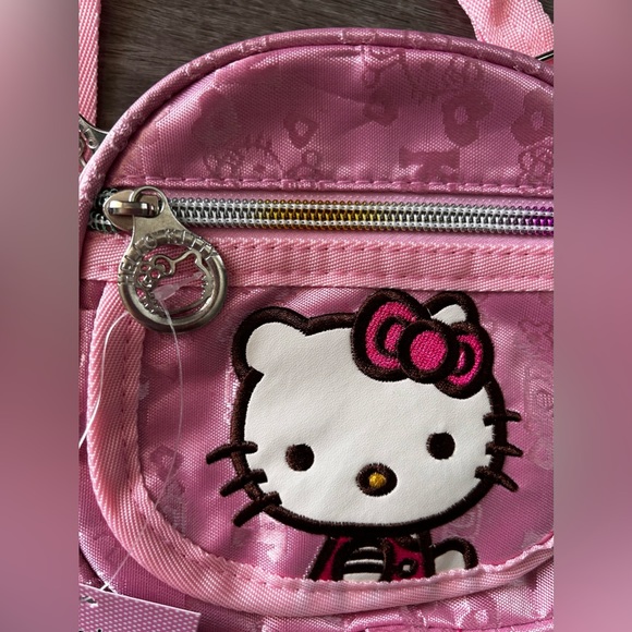 COPY - Sanrio Hello Kitty Cross Body Purse For Kids/Teens/Adults - Picture 6 of 9